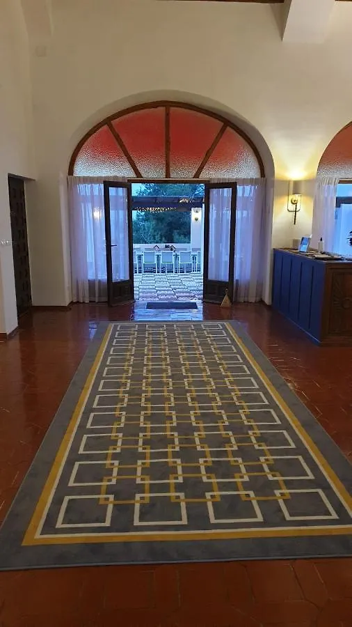 La Roca Rara - 8 Bedroom Villa Nerja