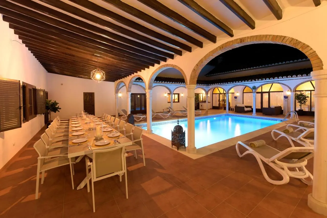 La Roca Rara - 8 Bedroom Villa Nerja